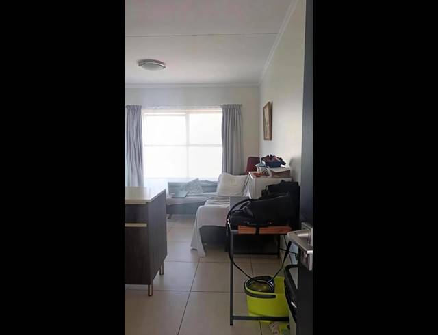 1 BEDROOM PROPERTY TO RENT IN SOMERSET WEST